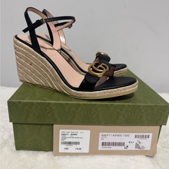 Gucci Black and Gold Wedge Sandals - Picture 7 of 7